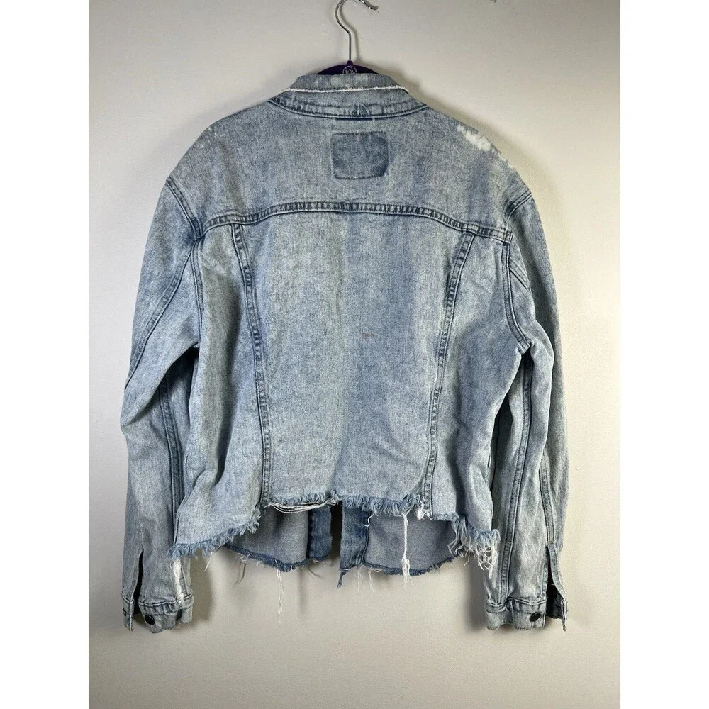 Vintage Levi’s Denim Jacket Distressed Thrashed Denim Button Up Jacket Western